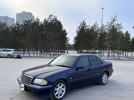 Mercedes-Benz C 180 1999 года за 2 800 000 тг. в Астана – фото 20