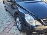 Mercedes-Benz R 320 2006 года за 5 000 000 тг. в Алматы – фото 4