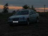 Mercedes-Benz E 320 2001 года за 4 000 000 тг. в Уральск – фото 5