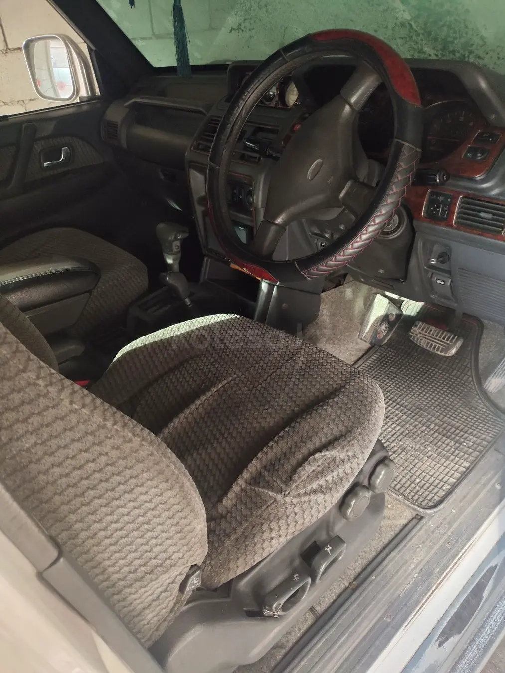 Mitsubishi Pajero, 1995