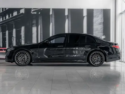 Mercedes-Benz S 580 4MATIC 2025 года за 116 898 000 тг. в Алматы – фото 3