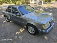 Mercedes-Benz E 280 1994 годаfor1 900 000 тг. в Шымкент