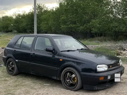 Volkswagen Golf 1994 года за 1 200 000 тг. в Уральск – фото 5