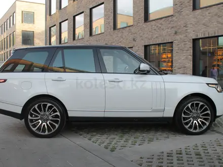 Land Rover Range Rover 2015 года за 24 000 000 тг. в Алматы – фото 45