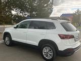 Volkswagen Taos 2021 года за 11 500 000 тг. в Костанай – фото 2