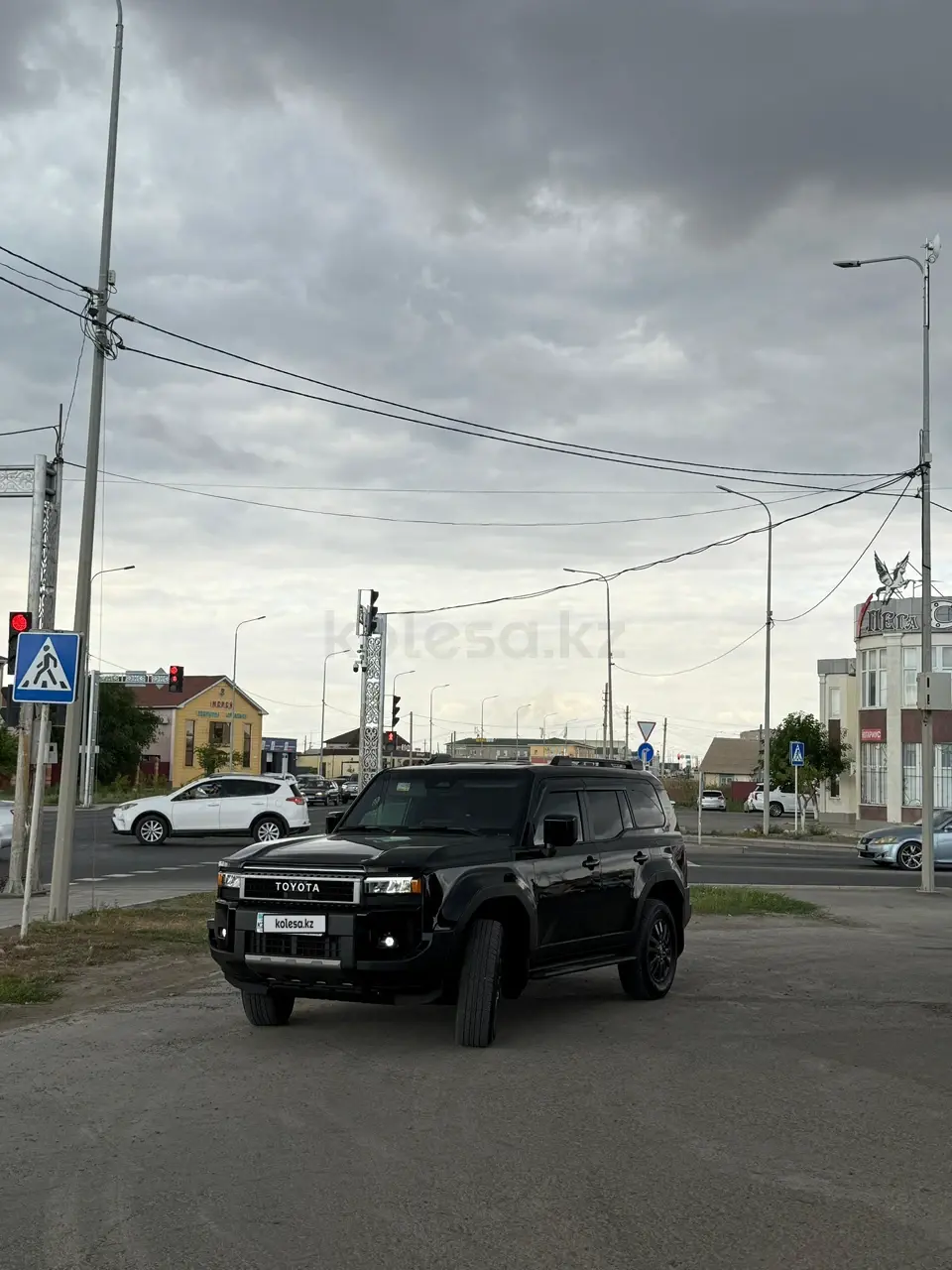 Toyota Land Cruiser Prado, 2024