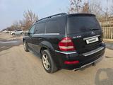Mercedes-Benz GL 550 2006 годаүшін5 500 000 тг. в Шымкент – фото 2