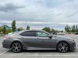 Toyota Camry 2020 года за 13 100 000 тг. в Кызылорда – фото 5