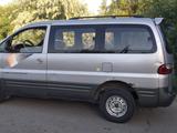 Hyundai Starex 2002 года за 2 500 000 тг. в Алматы – фото 2