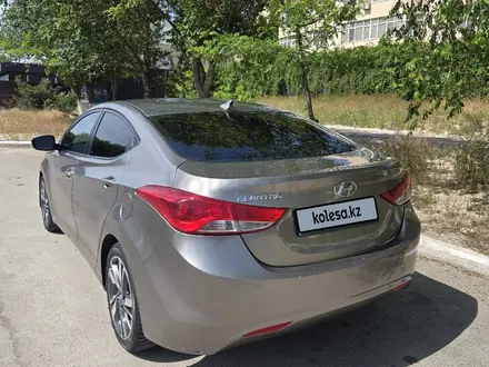 Hyundai Elantra 2013 года за 4 990 000 тг. в Актау – фото 2