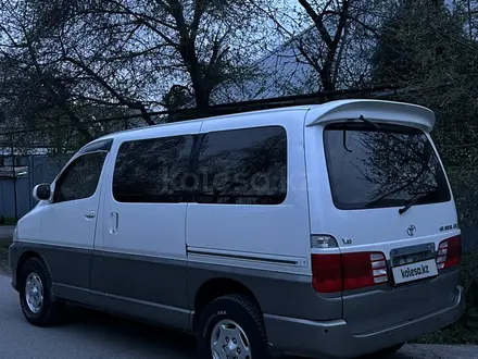 Toyota Grand Hiace 1995 года за 8 900 000 тг. в Алматы – фото 11