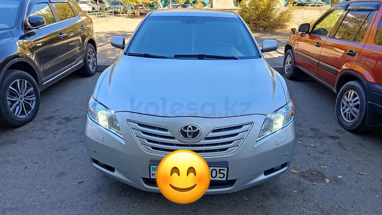 Toyota Camry 2007 г.