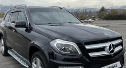 Mercedes-Benz GL 400 2015 годаfor19 600 000 тг. в Алматы