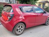 Chevrolet Aveo 2013 года за 4 000 000 тг. в Актобе – фото 2