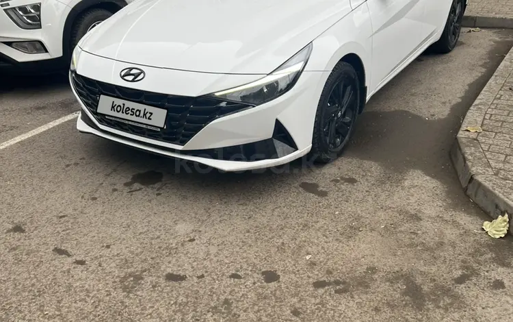 Hyundai Elantra 2021 годаfor9 200 000 тг. в Астана