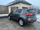 Kia Sportage 2013 года за 7 000 000 тг. в Атырау – фото 2