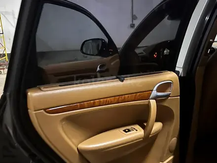 Porsche Cayenne 2006 года за 5 500 000 тг. в Астана – фото 11