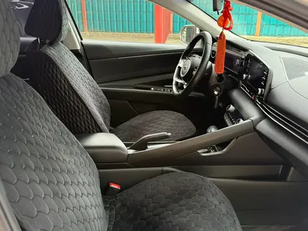 Hyundai Elantra 2024 года за 8 850 000 тг. в Актобе – фото 16