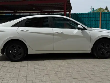Hyundai Elantra 2024 года за 8 850 000 тг. в Актобе – фото 8