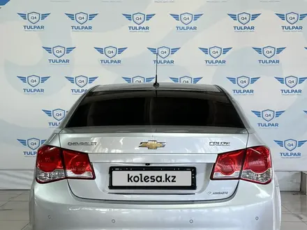 Chevrolet Cruze 2014 года за 5 600 000 тг. в Талдыкорган – фото 3