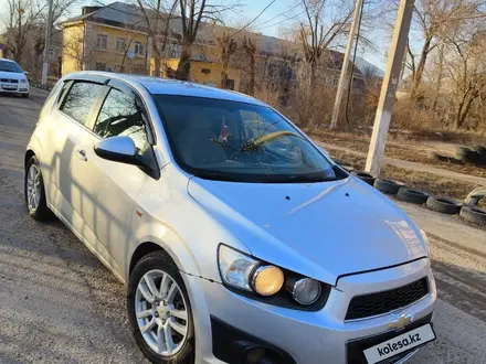 Chevrolet Aveo 2013 года за 3 500 000 тг. в Актобе – фото 9