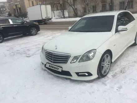 Mercedes-Benz E 200 2010 года за 7 200 000 тг. в Павлодар