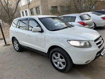 Hyundai Santa Fe 2008 года за 7 000 000 тг. в Актау – фото 4