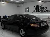 Toyota Camry 2010 года за 6 200 000 тг. в Атырау – фото 3