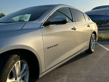 Chevrolet Malibu 2017 года за 7 000 000 тг. в Алматы – фото 12