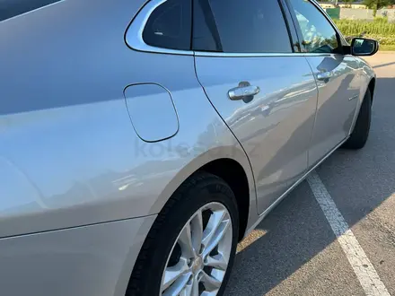 Chevrolet Malibu 2017 года за 7 000 000 тг. в Алматы – фото 18