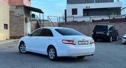 Toyota Camry 2010 годаfor6 700 000 тг. в Актау – фото 3