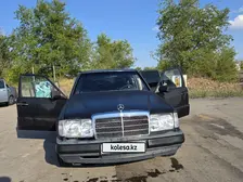 Mercedes-Benz E-Class, 1993