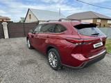 Toyota Highlander 2022 годаүшін22 000 000 тг. в Астана – фото 4