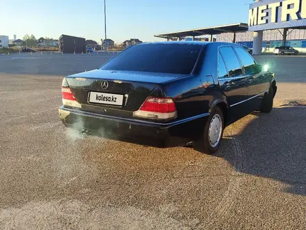 Mercedes-Benz S 300 1992 года за 1 650 000 тг. в Караганда – фото 3