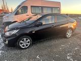 Hyundai Solaris 2011 года за 4 000 000 тг. в Актобе – фото 2