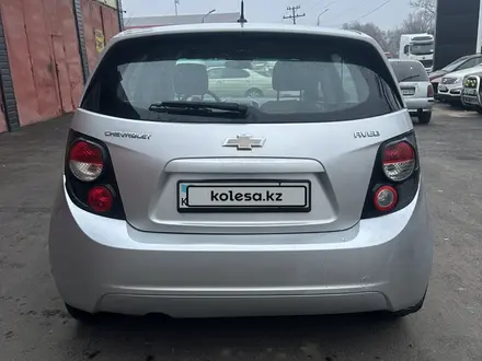 Chevrolet Aveo 2014 года за 3 400 000 тг. в Алматы – фото 3