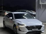 Hyundai Sonata 2021 года за 8 100 000 тг. в Актобе