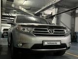 Toyota Highlander 2013 года за 14 300 000 тг. в Алматы – фото 5