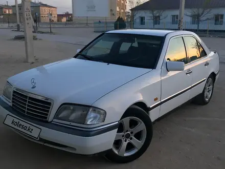 Mercedes-Benz C 180 1998 года за 1 700 000 тг. в Актау – фото 2