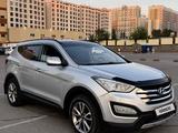 Hyundai Santa Fe 2014 года за 8 690 000 тг. в Алматы