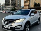 Hyundai Santa Fe 2014 года за 8 690 000 тг. в Алматы – фото 3
