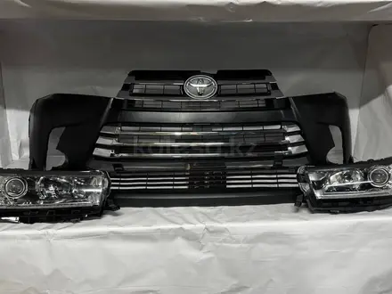 Передний бампер на Toyota за 35 000 тг. в Алматы – фото 2