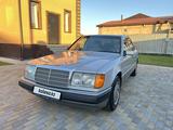 Mercedes-Benz E 200 1990 года за 4 200 000 тг. в Талдыкорган – фото 2