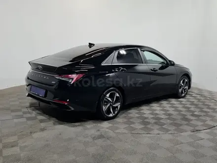 Hyundai Elantra 2021 года за 10 790 000 тг. в Алматы – фото 5