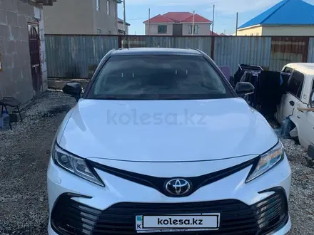 Toyota Camry 2021 года за 14 500 000 тг. в Астана