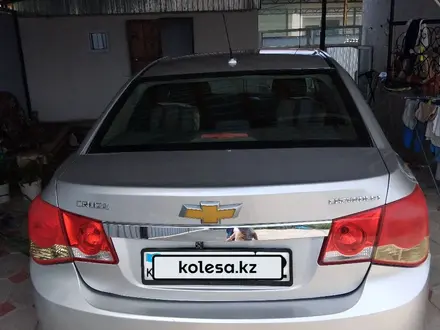 Chevrolet Cruze 2010 года за 3 500 000 тг. в Талдыкорган – фото 2