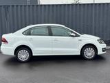 Volkswagen Polo 2019 года за 5 990 000 тг. в Алматы – фото 4