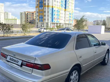 Toyota Camry 1999 года за 3 500 000 тг. в Актау – фото 3