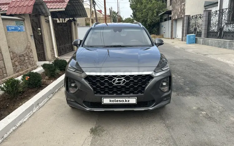 Hyundai Santa Fe 2020 года за 12 350 000 тг. в Шымкент