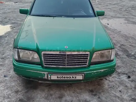 Mercedes-Benz C 230 1997 года за 2 800 000 тг. в Караганда – фото 4